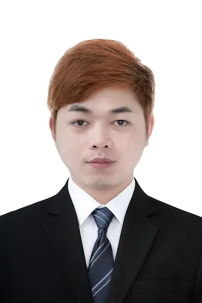 AIを使って簡単に美しい赤い背景のポートレート画像を作成する方法